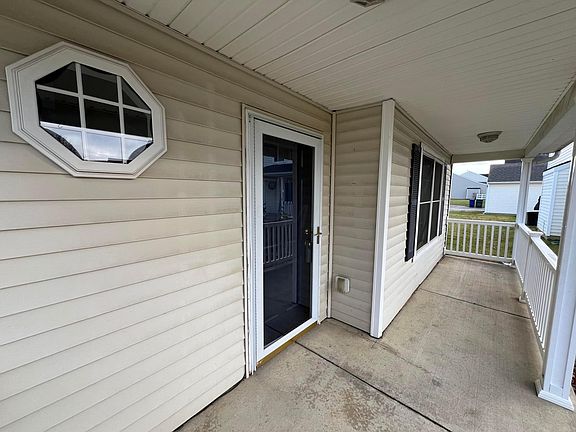 3rd image of 6020 Federalist Dr
