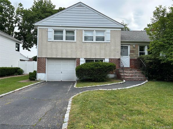 33 Ava Dr