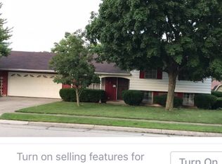 910 Briar Ln, Celina, OH 45822