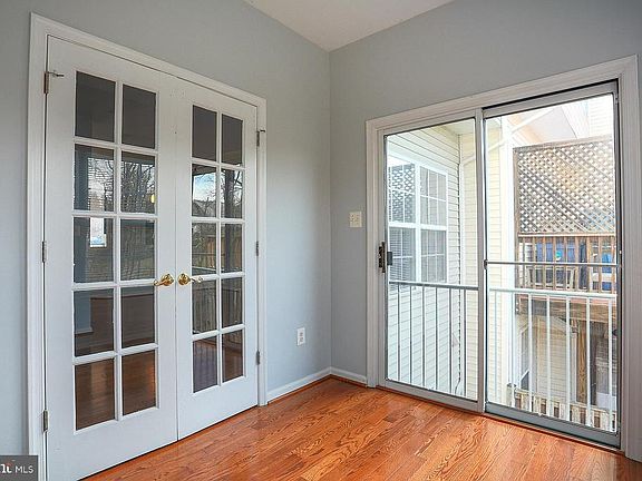 5th image of 9425 Birchwood Ct W