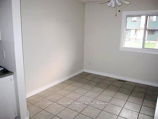 2nd image of 1817 Meadowbrook Rd #111