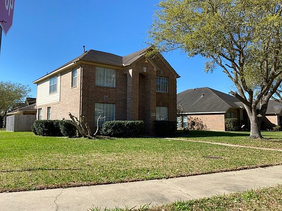 3rd image of 8302 Diamond Way Ct