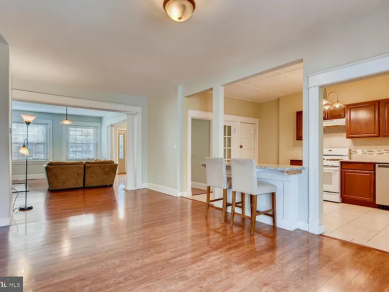 3610 Greenmount Ave — Photo 6