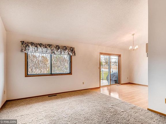 4th image of 2249 Woodlynn Ave E