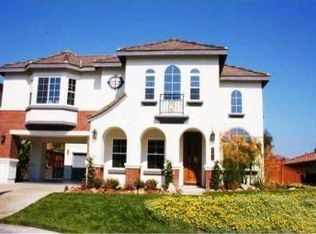 581 Santa Theresa Pl, Chula Vista, CA 91914