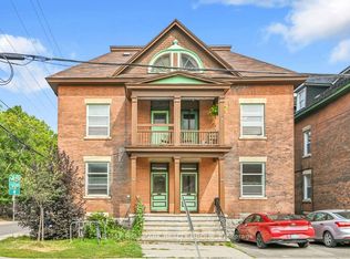 255 5th Ave, Ottawa, ON K1S2N1