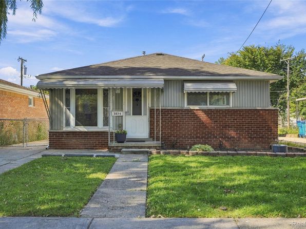 3-bed single-family home in Dearborn Heights, MI — 6.8% cap rate