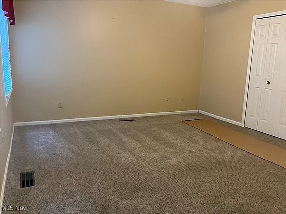 5th image of 2203 Candlewood Dr