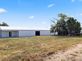 7330 Rhgato Acres Rd, Ponca City, OK 74604