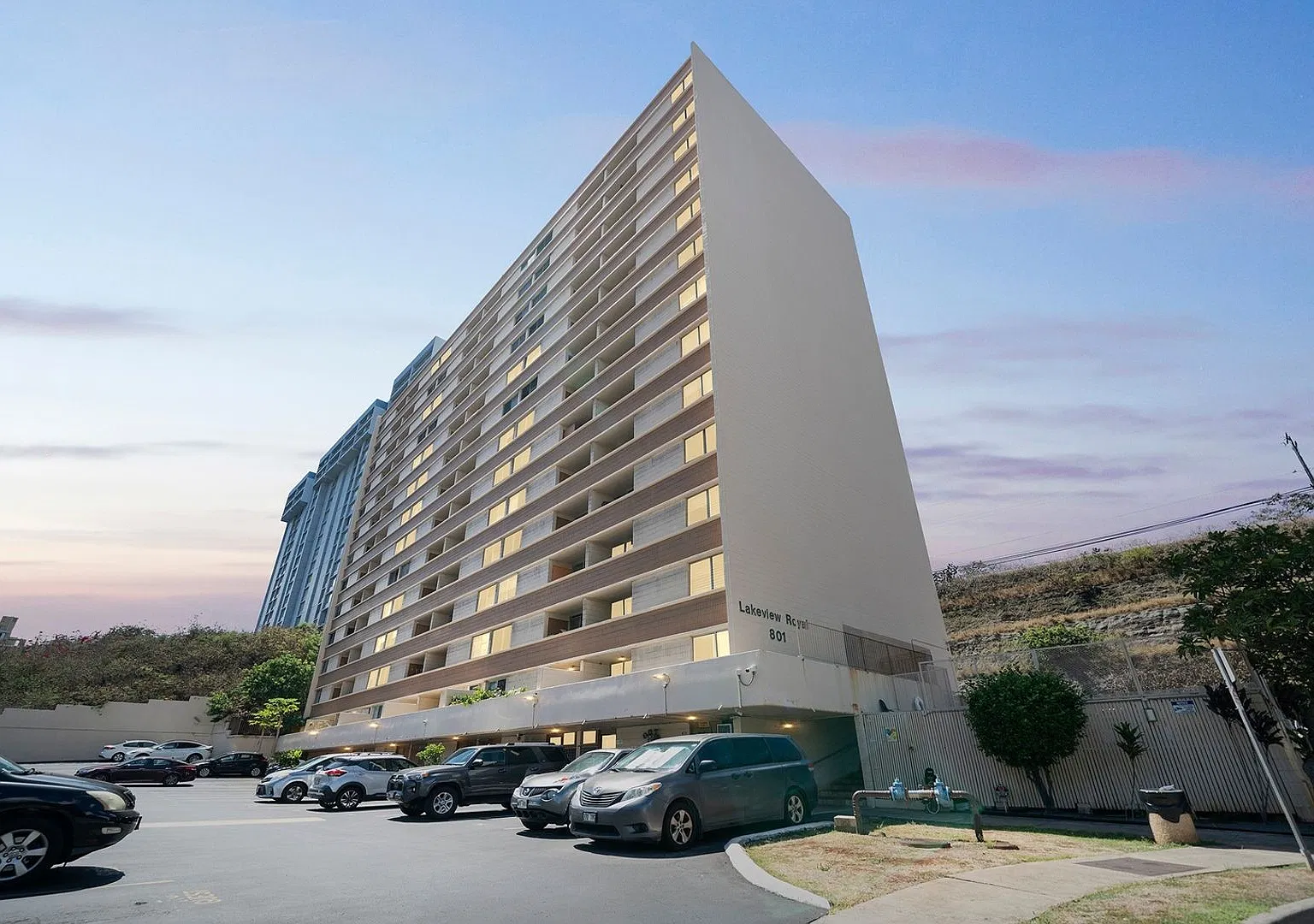 Charming central 3BR Condo in Honolulu — Photo 1