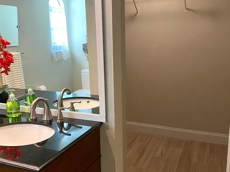 11 Bumelia Ct — Photo 43