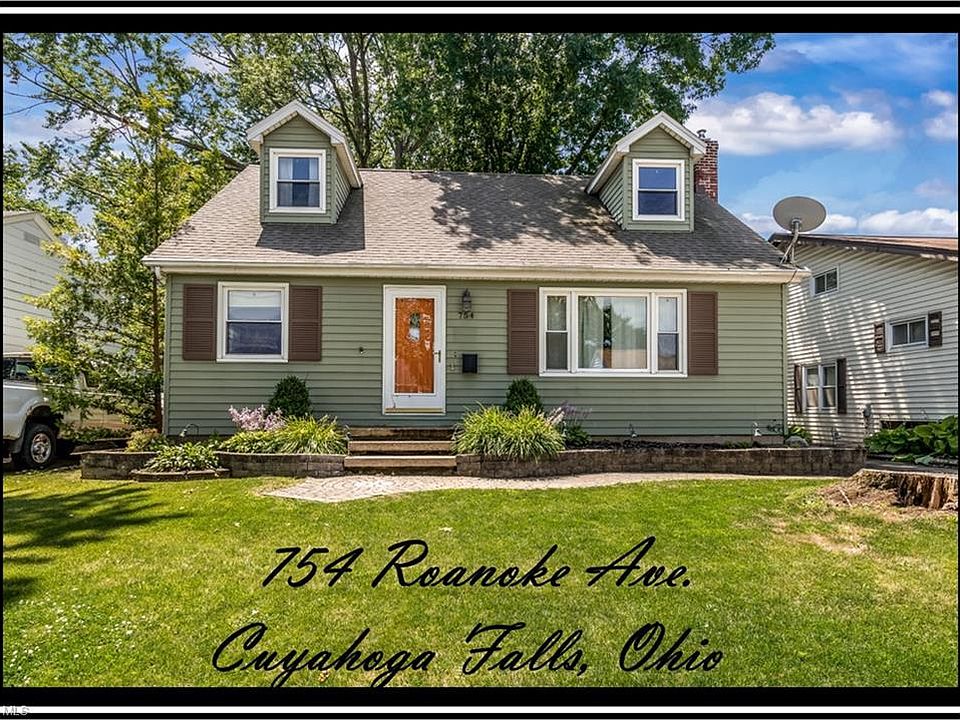 1st image of 754 Roanoke Ave