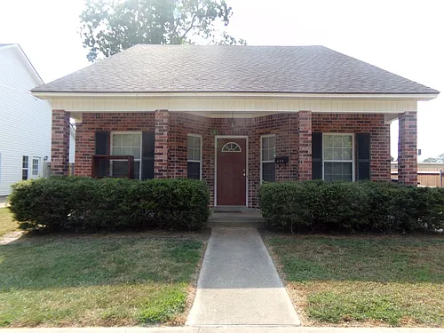 903 Cook St Photo 1