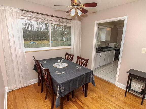 5th image of 600 Bayfair Dr