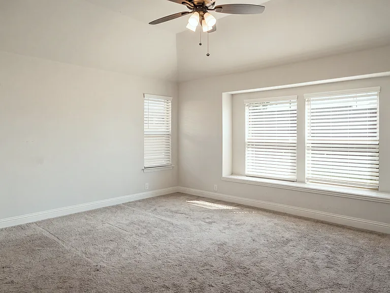 1514 Nighthawk Ln — Photo 14