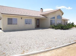 6930 Mesquite Rd, Phelan, CA 92371