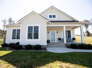 108 Jays Rd, Farmville, VA 23901