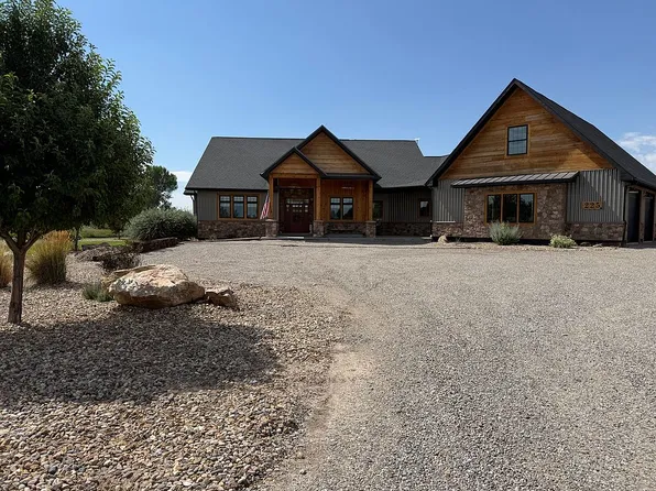 225 N Waterfront Ln, Rigby, ID 83442