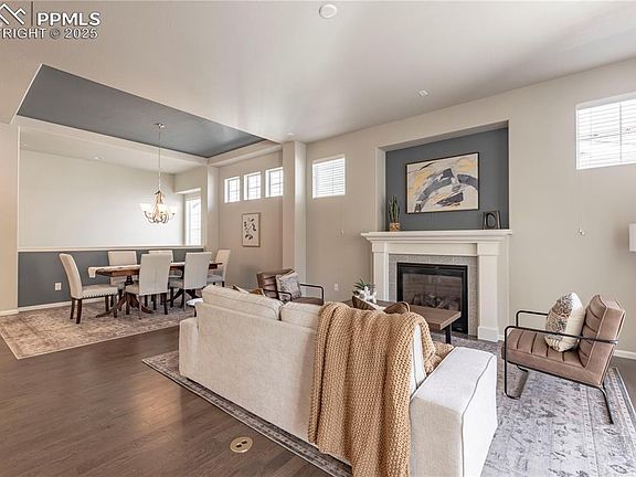 5th image of 2490 Lassen Ln