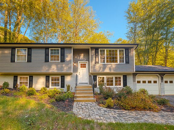 Fresh exterior with double garage