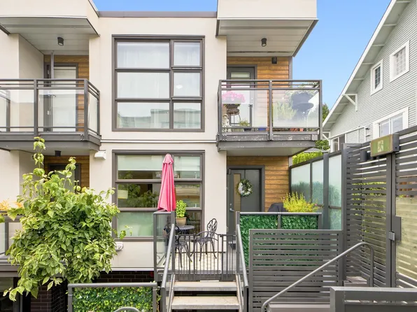 14820 Buena Vista Ave #6, White Rock, BC V4B 0B3
