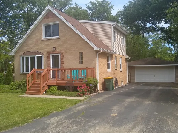 18091 W Manitowoc Ct, Grayslake, IL 60030