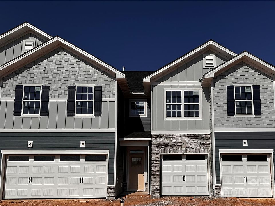 1st image of 4081 Port Richmond Ave #19
