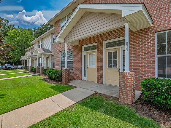 3rd image of 3400 Old Bainbridge Rd APT 206