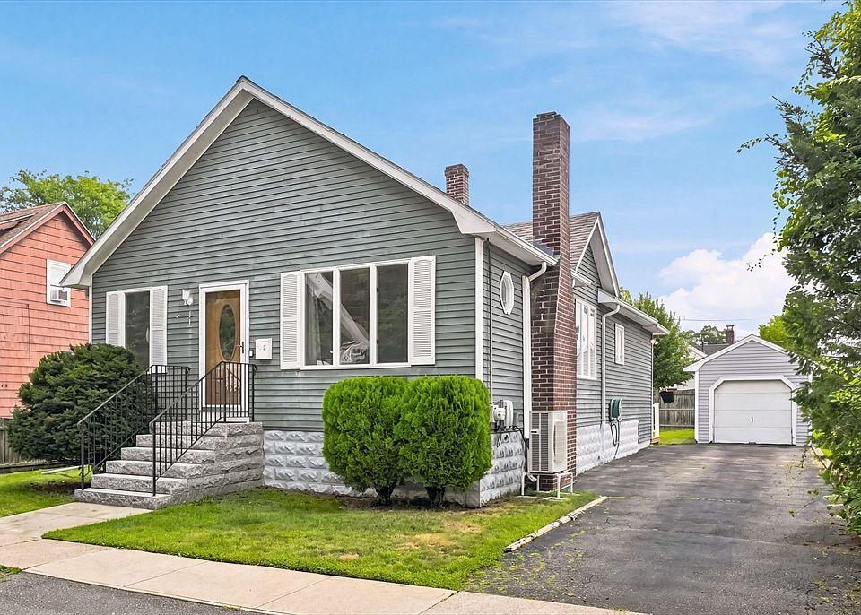 1st image of 32 Glendale Ave