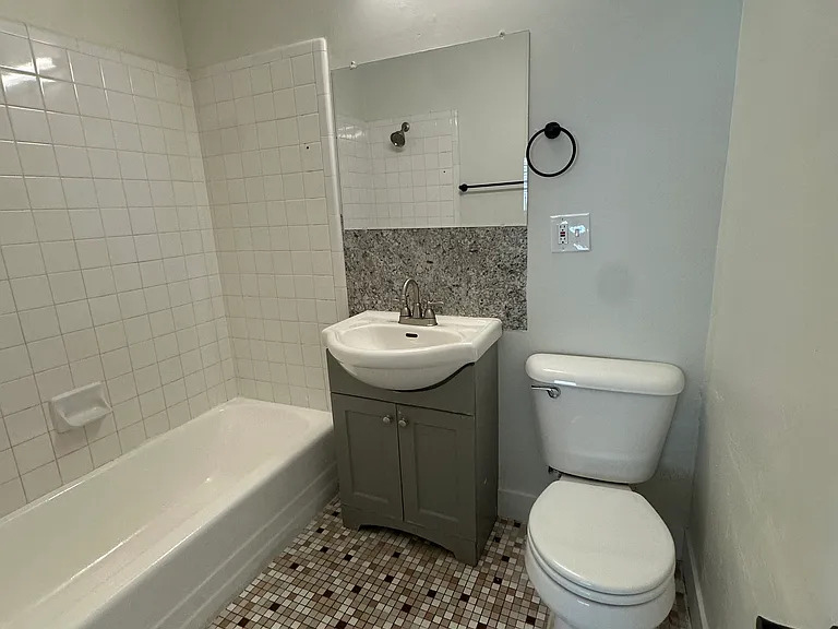 1012 S West Temple St #1 — Photo 7