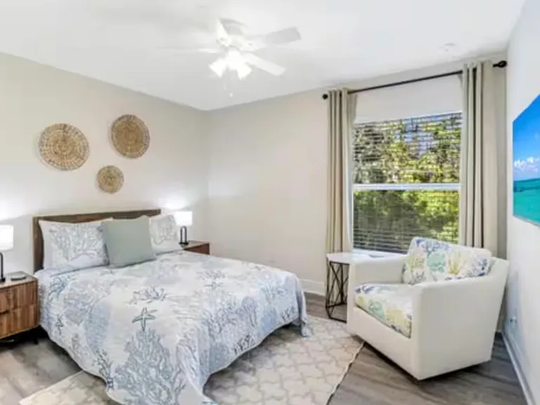 2955 Pine Tree Dr — Photo 12