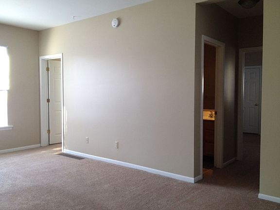 5th image of 42 27th Ave SE #0