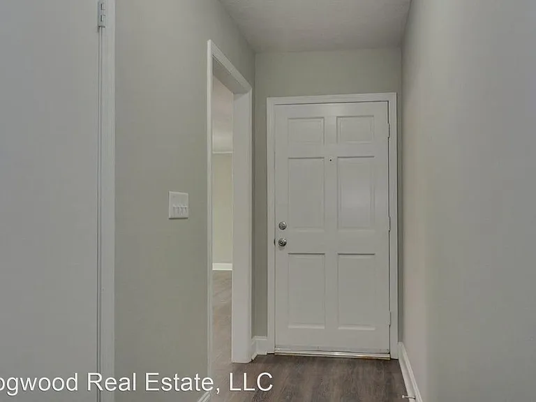 3590 Westhampton Dr — Photo 14
