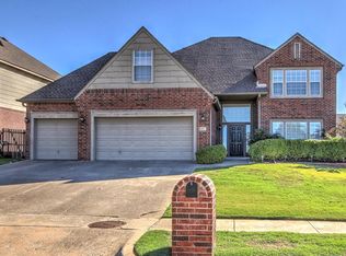 407 N Aster Ct W, Broken Arrow, OK 74012
