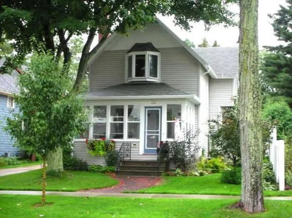 506 W 5th St, Marshfield, WI 54449