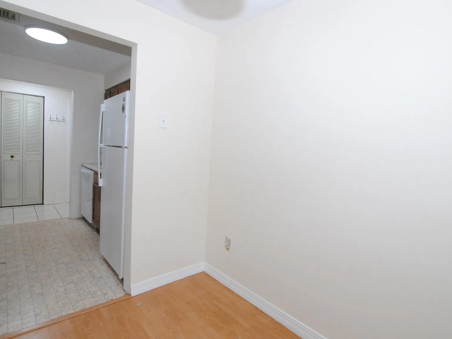 2 bed, 1.5 bath, 980 sqft, $2,100 — Photo 3