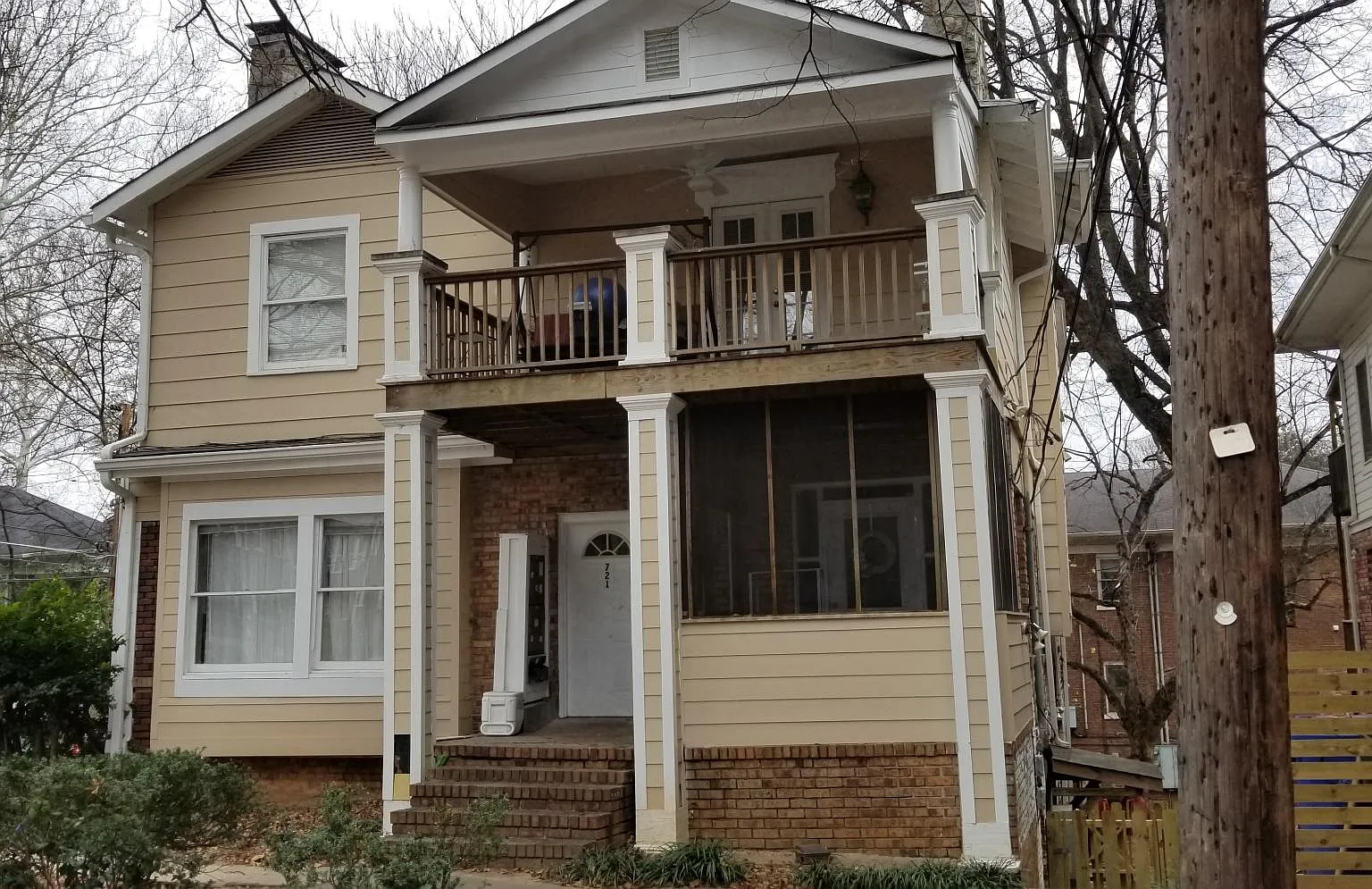 721 Argonne Ave NE — Photo 4