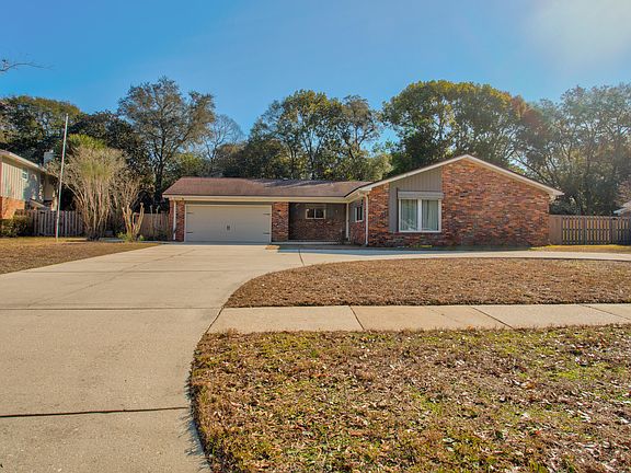 2nd image of 60 Linwood Rd NW