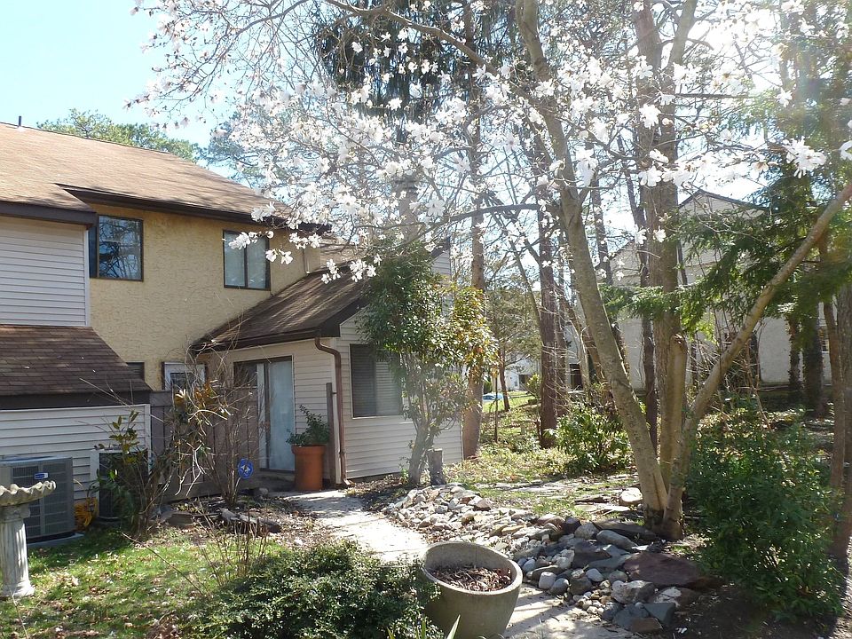 2717 Evergreen Court