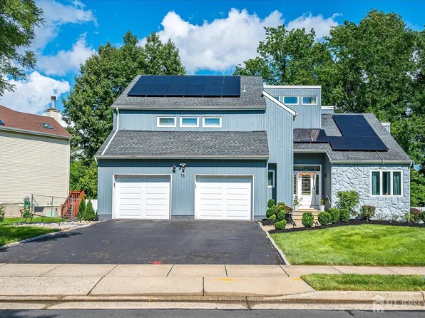 76 Revere Blvd, Edison, NJ 08820