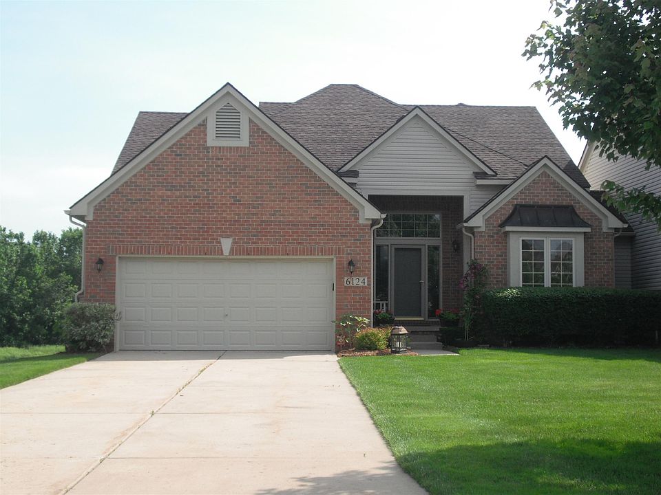 1st image of 6124 Warwick Dr #1