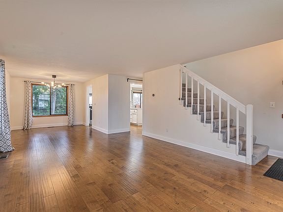4th image of 1265 NE 56th Ct