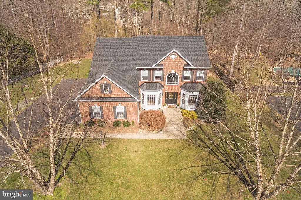 480 Sweetbriar Ln photo 1