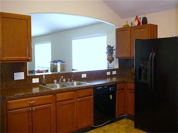 Spacious kitchen