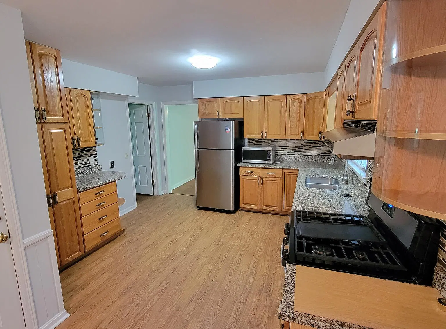 6525 Williamson Drive - 1 — Photo 2