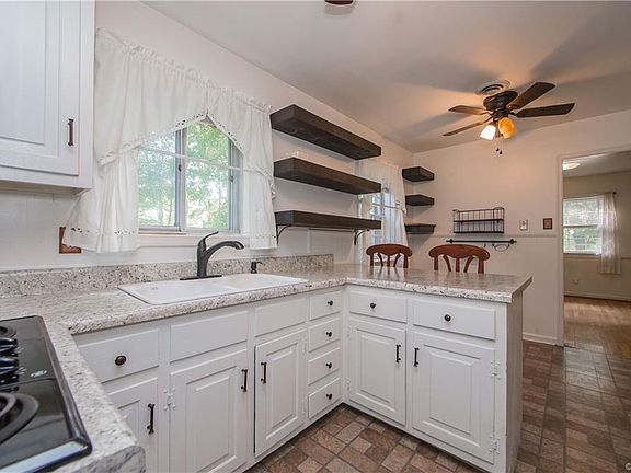 4th image of 9709 Goodward Pl