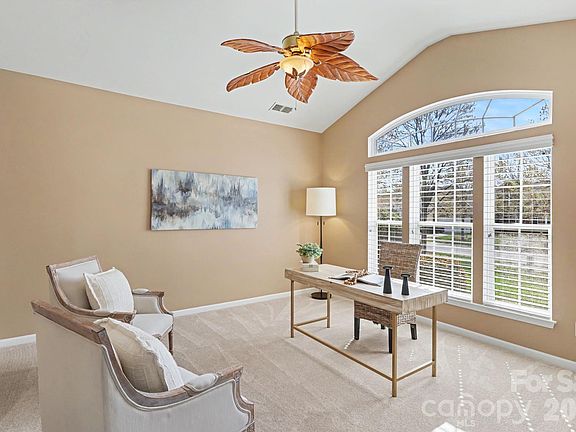 4th image of 217 Pine Lake Dr