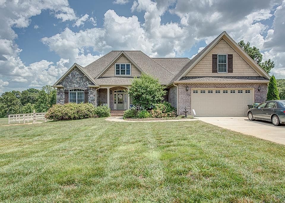 1st image of 122 Whitetail Dr