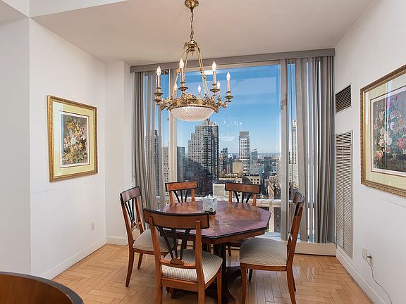 3rd image of 1 Central Park N #38E