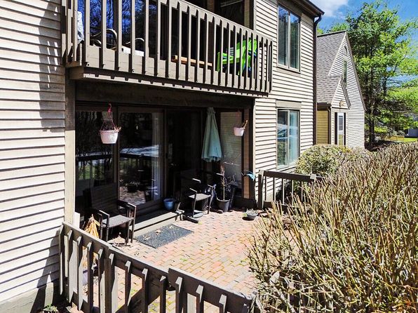 34 Parkwood Drive UNIT 102, Augusta, ME 04330